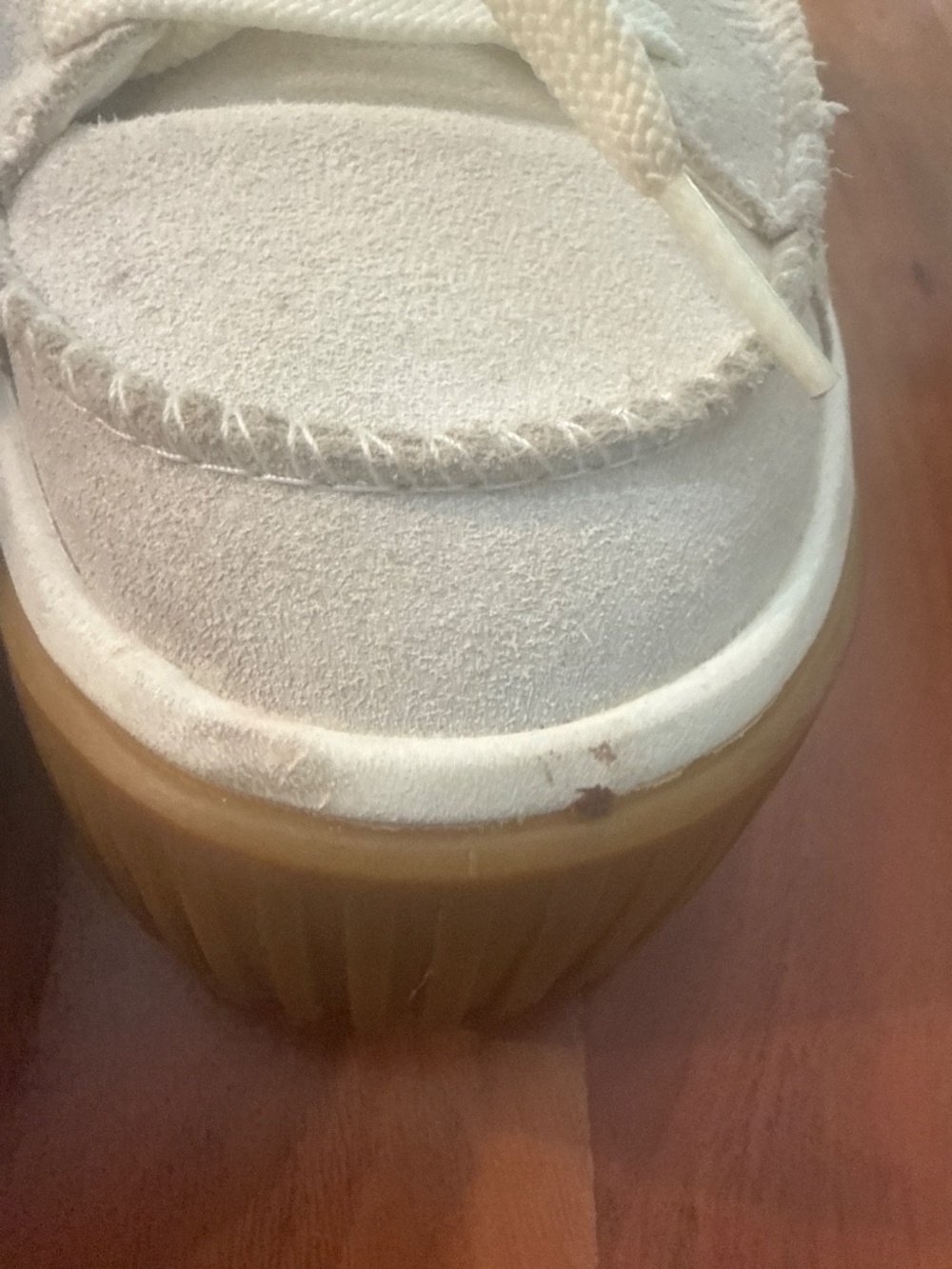 Uggs - Picture 4 of 6